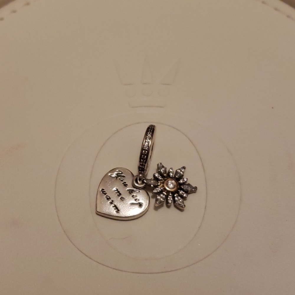 You Keep Me Warm Pandora Charm